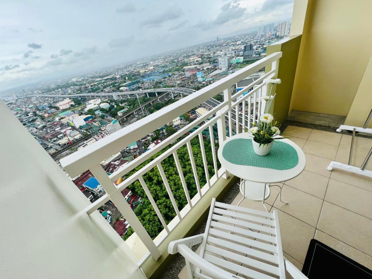The Celandine By Dmci Homes Caloocan Bagian luar foto