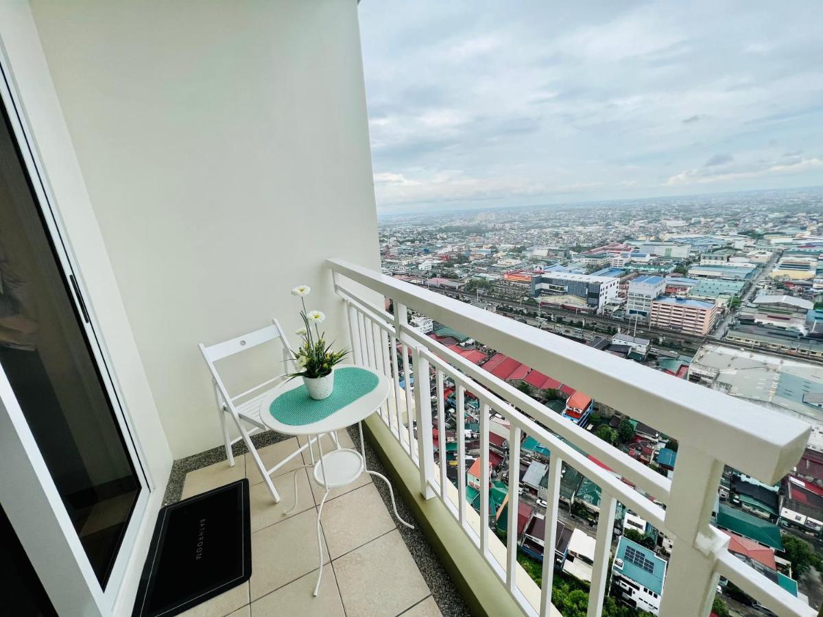 The Celandine By Dmci Homes Caloocan Bagian luar foto